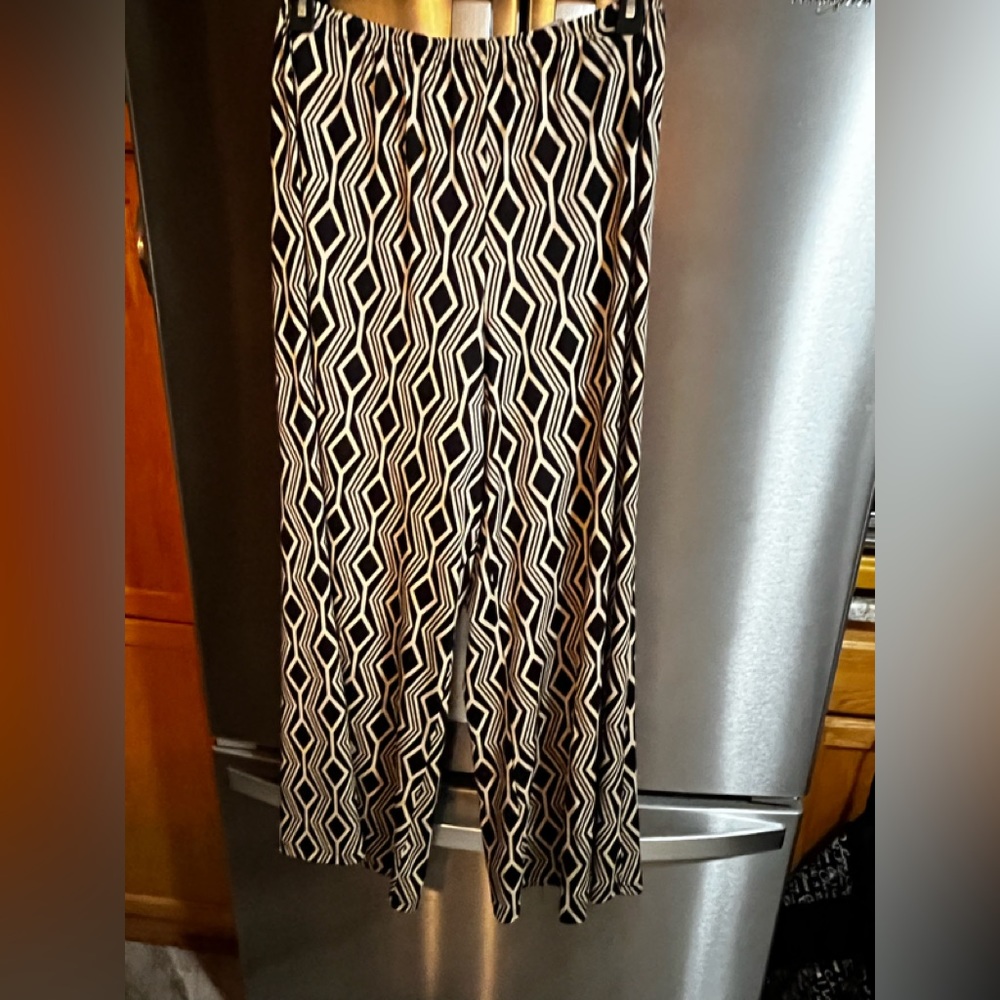 Womens size large Zac and Rachel flowy wide leg pull-up pants